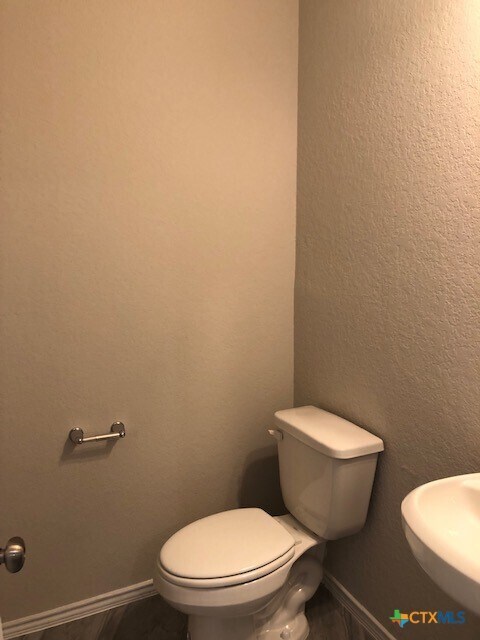 property at 2537 Ayers Dr