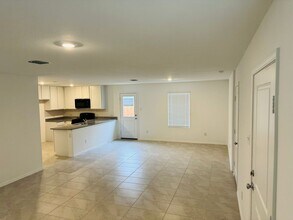 9001 Thrasher Trl in McKinney, TX - Foto de edificio - Building Photo