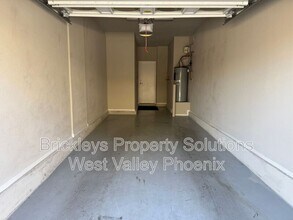 2725 E Mine Creek Rd in Phoenix, AZ - Building Photo - Building Photo