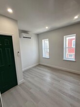 5836 Brush Rd in Philadelphia, PA - Building Photo - Building Photo