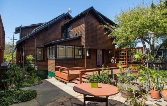 2709 McGee Ave in Berkeley, CA - Building Photo - Building Photo