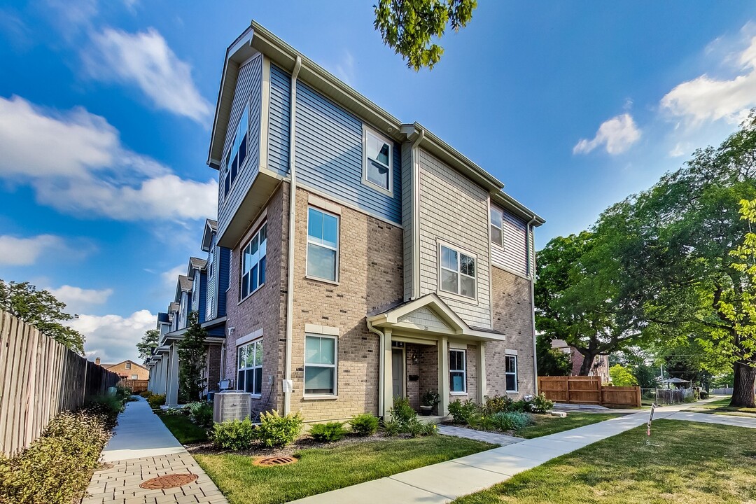 20 Webster Ave in Highwood, IL - Building Photo