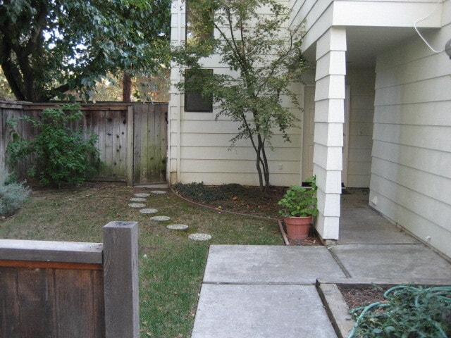 2038 Renoir Ave in Davis, CA - Building Photo - Building Photo