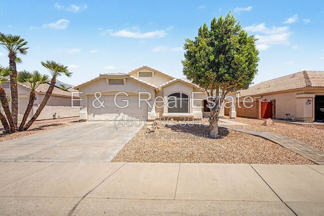 property at 678 W Fremont Dr