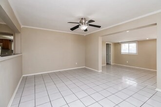 7643 E Verde Ln in Scottsdale, AZ - Building Photo - Building Photo