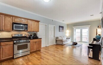 85 Broadway in Jersey City, NJ - Building Photo - Building Photo