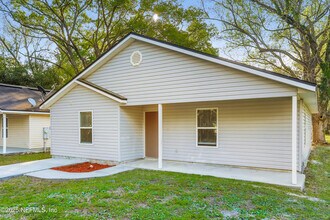 5336 Kankakee Blvd in Jacksonville, FL - Building Photo - Building Photo