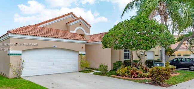 1414 Harbour Side Dr in Weston, FL - Building Photo - Building Photo