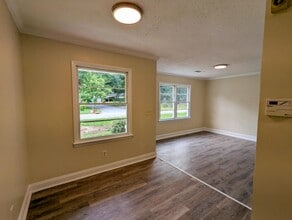 2820 Argyle Dr NW in Atlanta, GA - Building Photo - Building Photo