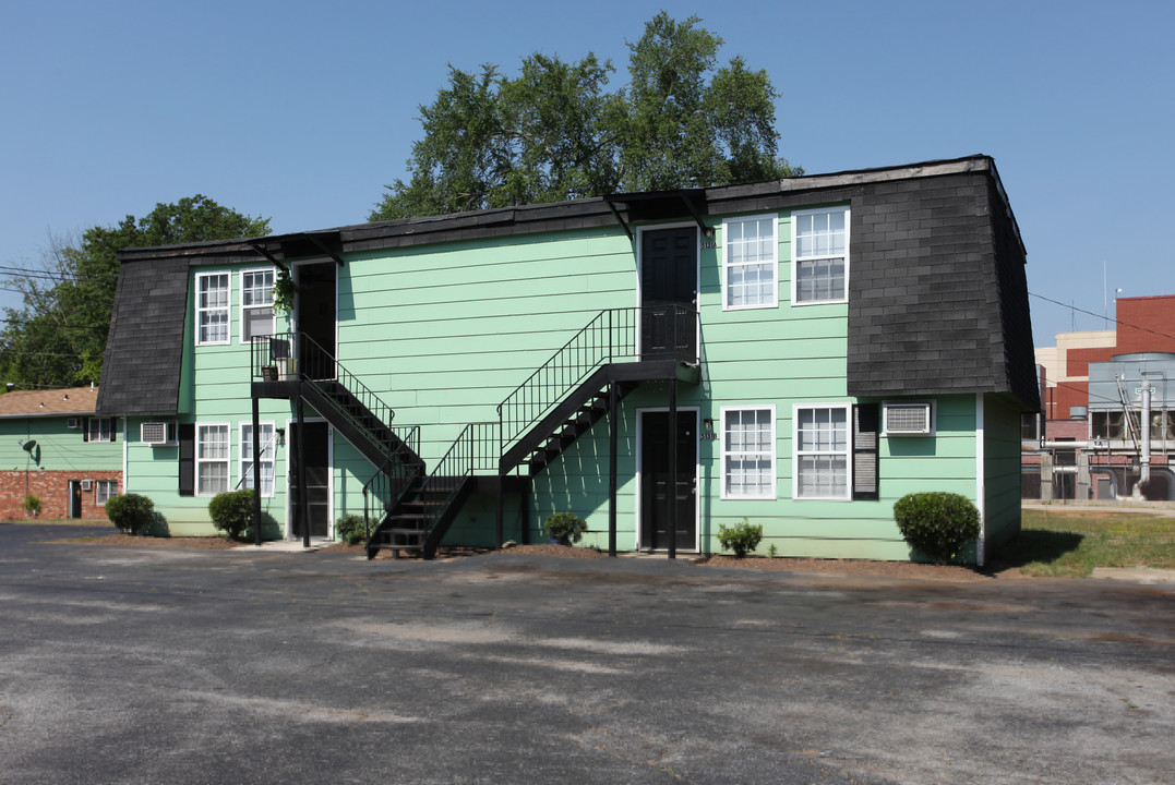 Willow Creek Apartments in Covington, GA - Building Photo