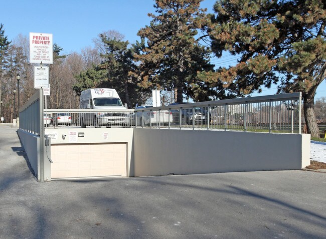 Stubbs Apartments in Toronto, ON - Building Photo - Building Photo