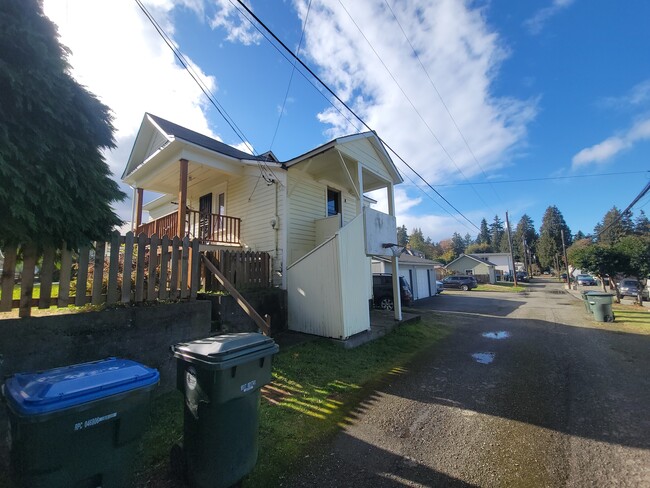 property at 211-212 W 13th St