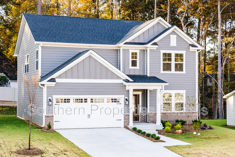 157 Hickory Grv Dr in Sanford, NC - Building Photo