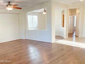 4015 E Sourwood Dr in Gilbert, AZ - Building Photo - Building Photo