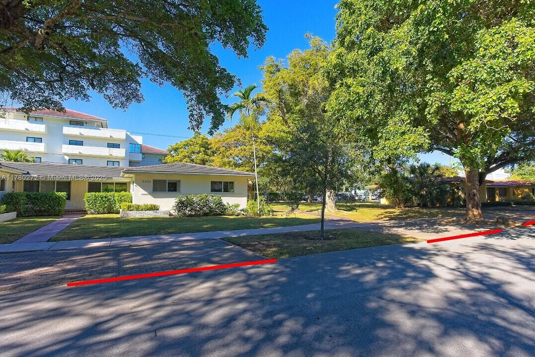 5400 Orduna Dr in Coral Gables, FL - Building Photo
