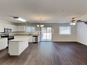 1713 E Bradstock Way in San Tan Valley, AZ - Building Photo - Building Photo