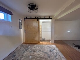 178 Henry St, Unit Basement Apartment in Buchanan, NY - Building Photo