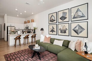 Converge KC Uptown in Kansas City, MO - Building Photo