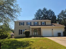 9287 Gourmet Ln in Loveland, OH - Building Photo