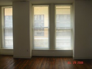 1011 Chestnut St, Unit 501W in Philadelphia, PA - Building Photo - Building Photo