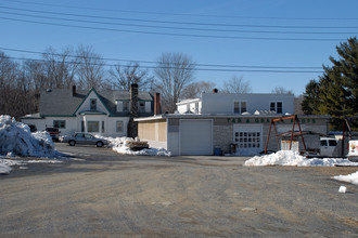 Mason Apartments in New Windsor, NY - Building Photo - Building Photo