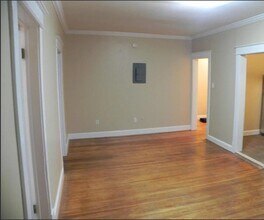 1020 Fairmont St NW in Washington, DC - Building Photo - Building Photo