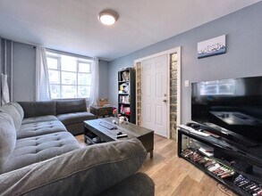 173 Belmont Ave in Jersey City, NJ - Building Photo - Building Photo