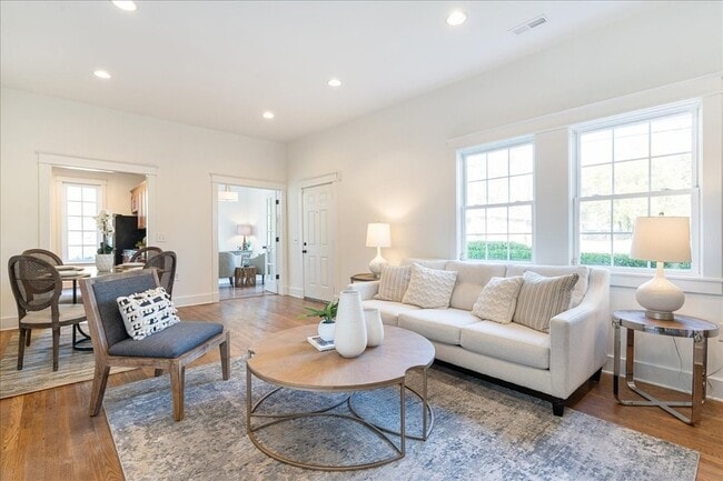 1411 10th Ave N in Nashville, TN - Foto de edificio - Building Photo