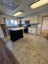 7611 Linden Ave in Darien, IL - Building Photo - Building Photo