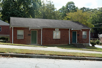 Gladstone Apartments in Atlanta, GA - Building Photo - Building Photo