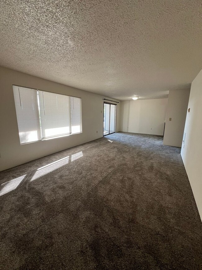 property at 2139 N Eldorado Ave