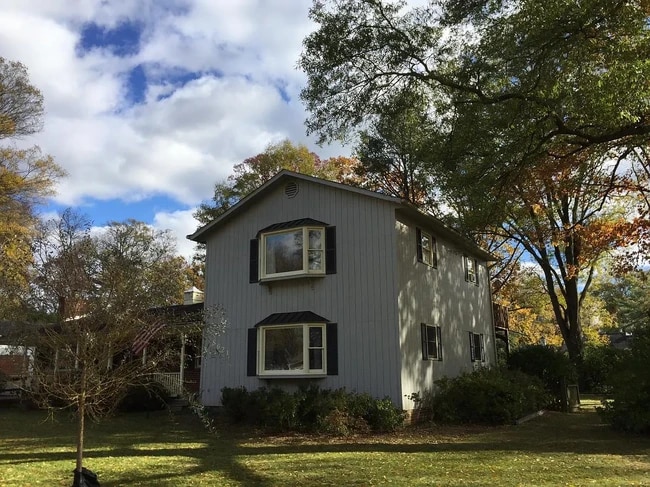 property at 8621 Lea Ln