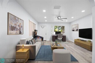 5726 Grant St in Hollywood, FL - Building Photo - Building Photo