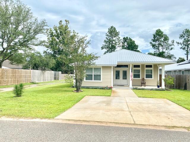 210 Pines St in Niceville, FL - Building Photo - Building Photo