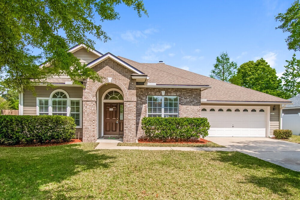 2817 Alaskan Way in Jacksonville, FL - Foto de edificio