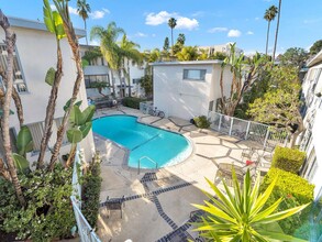 11660 Chenault Street, in Los Angeles, CA - Foto de edificio - Building Photo