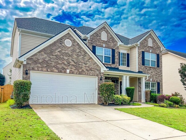 421 River Summit Dr in Simpsonville, SC - Building Photo - Building Photo