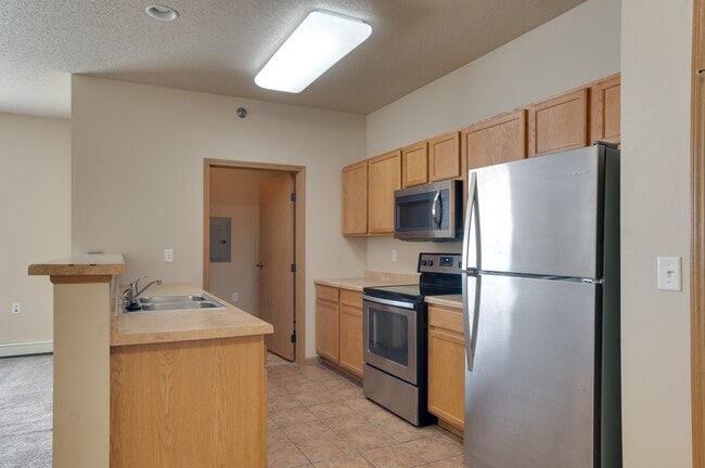 Osgood Place Apartments in Fargo, ND - Foto de edificio - Building Photo