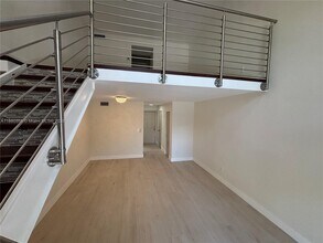 8600 SW 109th Ave in Miami, FL - Building Photo - Building Photo