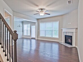 3166 Cross Creek Dr in Cumming, GA - Building Photo - Building Photo