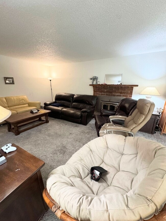 4846 Wiedman Way in Carmichael, CA - Building Photo - Building Photo