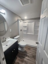 4717 Fox Ave in Niagara Falls, NY - Building Photo - Building Photo