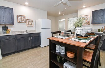 Fair View I in Cherokee, IA - Building Photo - Interior Photo