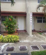 6435 SW 130th Ave in Miami, FL - Building Photo - Building Photo