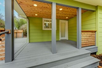 4072 NE 107th St in Seattle, WA - Building Photo - Building Photo