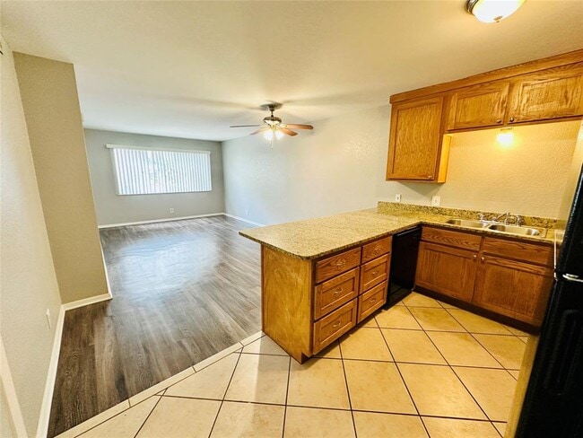 property at 601 W 11th St