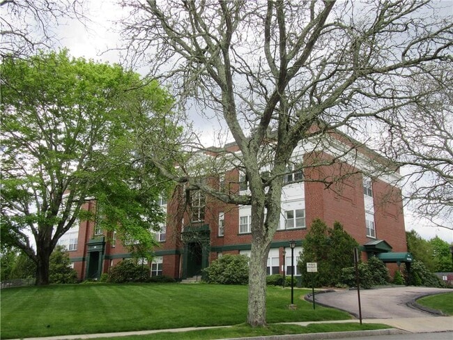 property at 140 High St