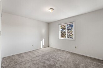 Geneva Street Apartments in Elkhorn, WI - Foto de edificio - Building Photo