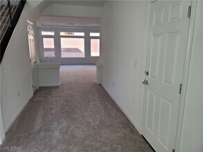 7743 Pacific Dunes St in Las Vegas, NV - Building Photo - Building Photo
