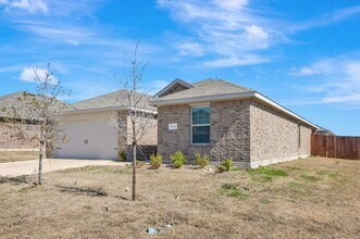 15121 Ace Dr in Dallas, TX - Building Photo - Building Photo